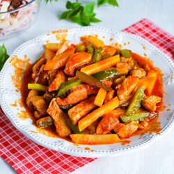 Индейка тушеная Индейка тушеная