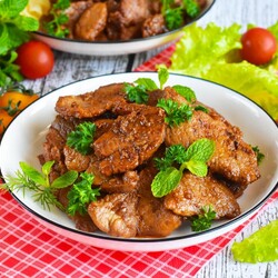 Свинина на сковороде Свинина на сковороде