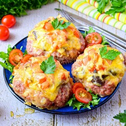 Грибы с фаршем и сыром Грибы с фаршем и сыром
