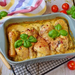 Курица в сливках в духовке Курица в сливках в духовке
