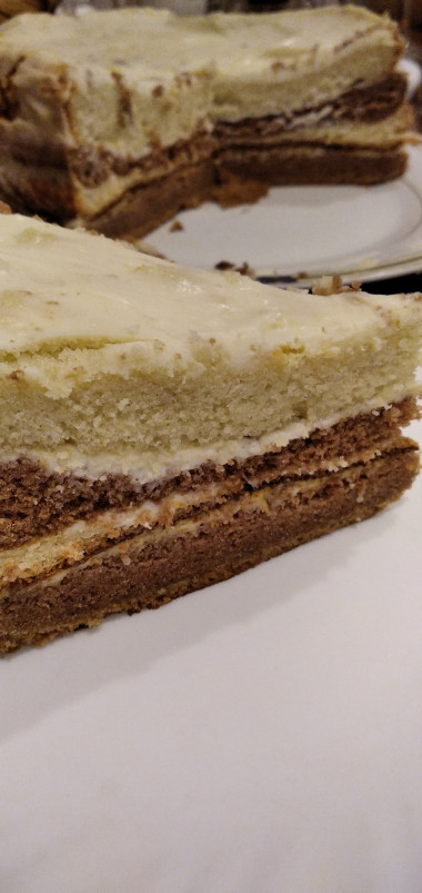 Мы сделали шоколадный и ванильный бисквиты! Мы сделали шоколадный и ванильный бисквиты!