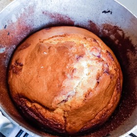 Кекс в форме после выпечки Кекс в форме после выпечки