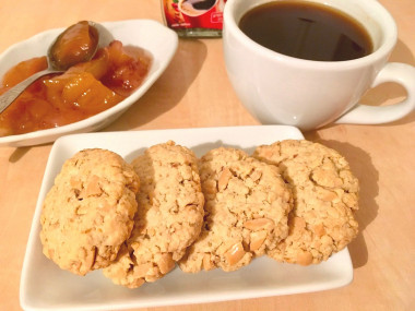 Овсяное печенье с арахисом Овсяное печенье с арахисом