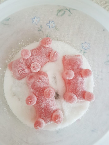 Мармеладные мишки по рецепту с меньшим количеством желатина Мармеладные мишки по рецепту с меньшим количеством желатина