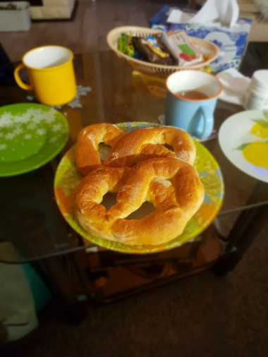 крендельки:) крендельки:)