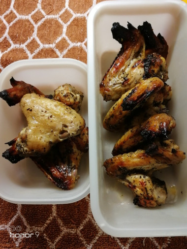 Сегодня приготовила. Быстро, легко, очень вкусно. Соль не добавляла совсем. Получились сладковато-остренькие. Мне очень понравились. Как раз по моему вкусу. Спасибо ра рецептик!