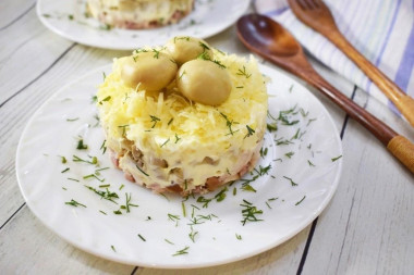 Салат шампиньоны курица копченая сыр яйца Салат шампиньоны курица копченая сыр яйца