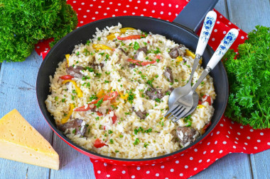 Куриная печень с рисом на сковороде - русское ризотто Куриная печень с рисом на сковороде - русское ризотто