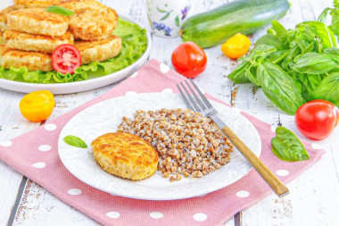 Котлеты из грудки с кабачком Котлеты из грудки с кабачком