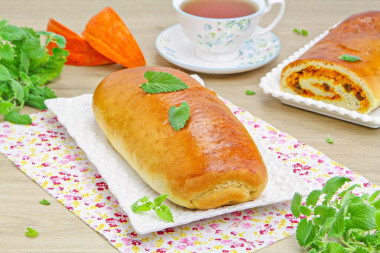 Рулет с тыквой из теста в духовке Рулет с тыквой из теста в духовке