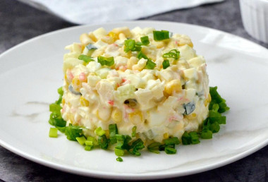 Салат из крабовых палочек с кукурузой без риса