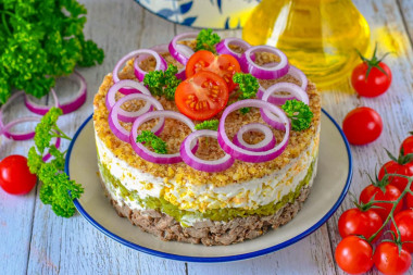 Салат мясной с огурцами и говядиной Салат мясной с огурцами и говядиной