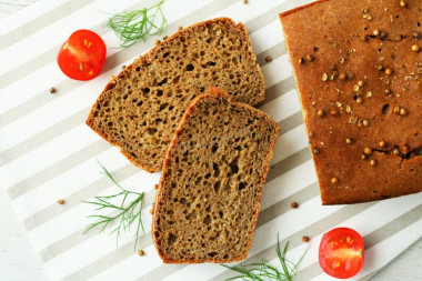 Ржаной хлеб на домашней закваске в духовке