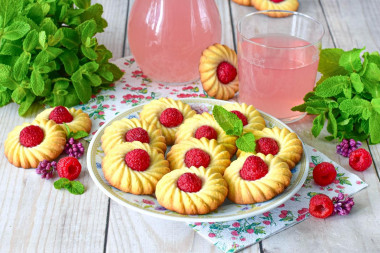Печенье с малиной Печенье с малиной
