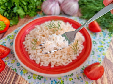 Рассыпчатый рис на сливочном масле на сковороде Рассыпчатый рис на сливочном масле на сковороде