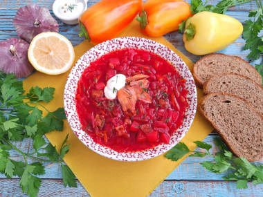 Яркий и ароматный борщ с болгарским перцем Яркий и ароматный борщ с болгарским перцем