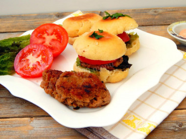 Котлеты для бургеров из куриного фарша Котлеты для бургеров из куриного фарша