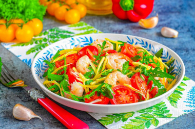 Салат с рукколой помидорами и креветками Салат с рукколой помидорами и креветками