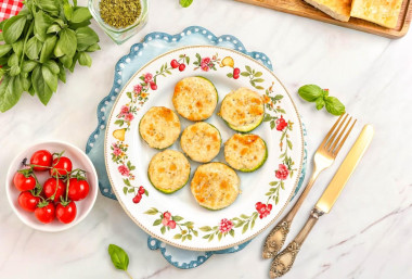 Кабачки с сыром в аэрогриле Кабачки с сыром в аэрогриле