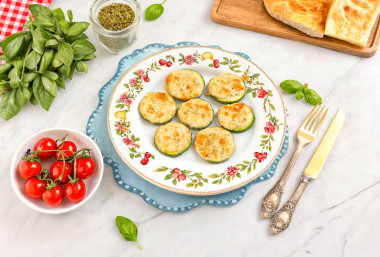 Кабачки с сыром в аэрогриле Кабачки с сыром в аэрогриле