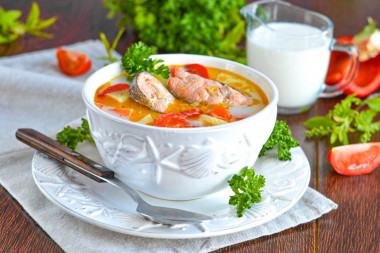 Уха по-фински из форели со сливками Уха по-фински из форели со сливками