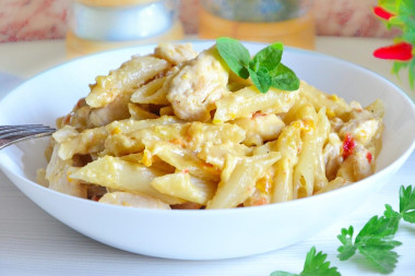 Макароны с курицей грибами и сыром Макароны с курицей грибами и сыром