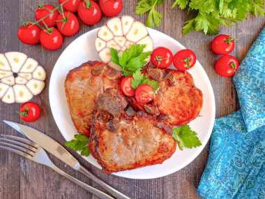 Антрекот из свинины в аэрогриле Антрекот из свинины в аэрогриле