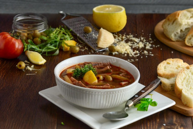 Солянка с перловкой Солянка с перловкой