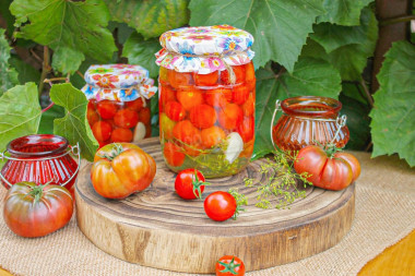 Маринованные помидоры черри на зиму в банке Маринованные помидоры черри на зиму в банке