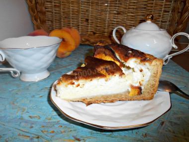Пирог с творогом и персиками Пирог с творогом и персиками