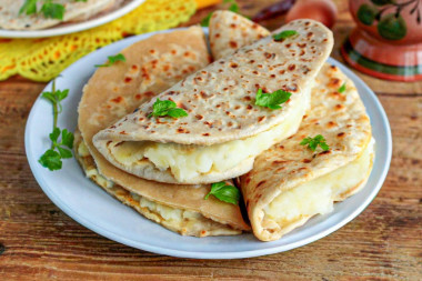 Классический кыстыбый по-татарски на молоке Классический кыстыбый по-татарски на молоке