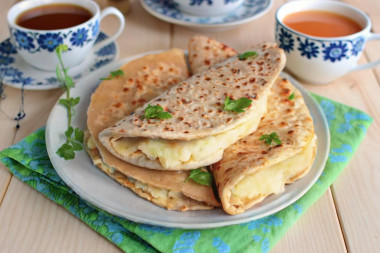 Классический кыстыбый по-татарски на молоке Классический кыстыбый по-татарски на молоке