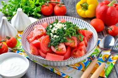 Салат помидоры со сметаной Салат помидоры со сметаной