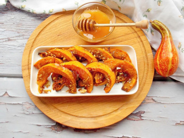 Медовый Десерт из тыквы кусочками запеченной в духовке