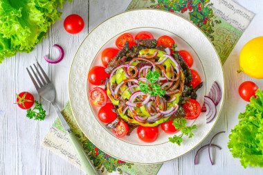 Салат с говядиной и помидорами Салат с говядиной и помидорами