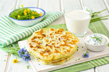 Лепешки с сыром на сковороде Лепешки с сыром на сковороде