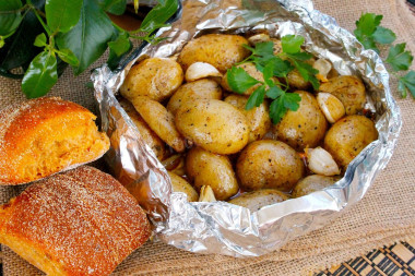 Картошка с салом в тандыре