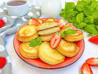 Пышные оладьи с манкой Пышные оладьи с манкой