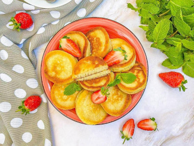 Пышные оладьи с манкой Пышные оладьи с манкой