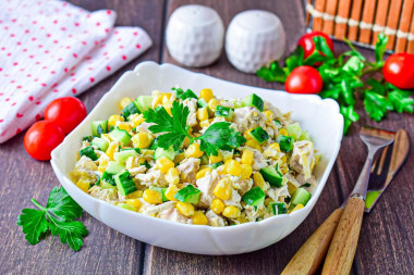 Салат куриная грудка кукуруза сыр огурец Салат куриная грудка кукуруза сыр огурец