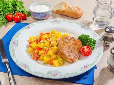 Свинина с картошкой в сметане Свинина с картошкой в сметане