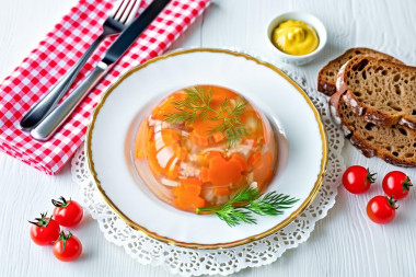 Заливное из курицы с желатином Заливное из курицы с желатином