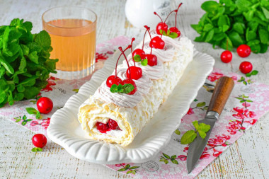 Меренговый рулет с вишней Меренговый рулет с вишней