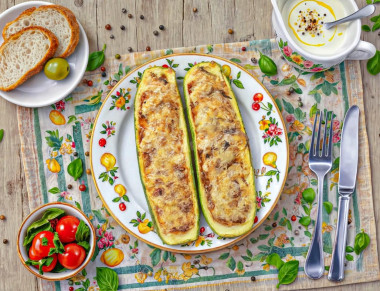 Фаршированные кабачки с фаршем в аэрогриле Фаршированные кабачки с фаршем в аэрогриле