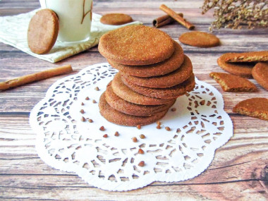 Печенье из гречневой и ржаной муки Печенье из гречневой и ржаной муки