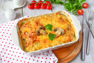 Грибы в духовке с сыром и курицей Грибы в духовке с сыром и курицей
