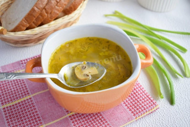 Грибной суп с курицей из шампиньонов с картошкой