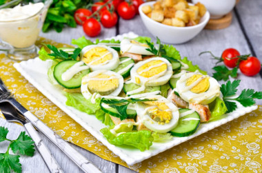 Салат с курицей огурцом и яйцом