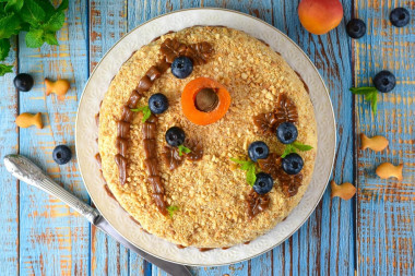 Торт из печенья из рыбок без сметаны со сгущенкой Торт из печенья из рыбок без сметаны со сгущенкой