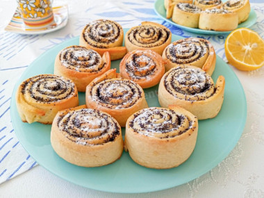 Домашние слойки с маком Домашние слойки с маком